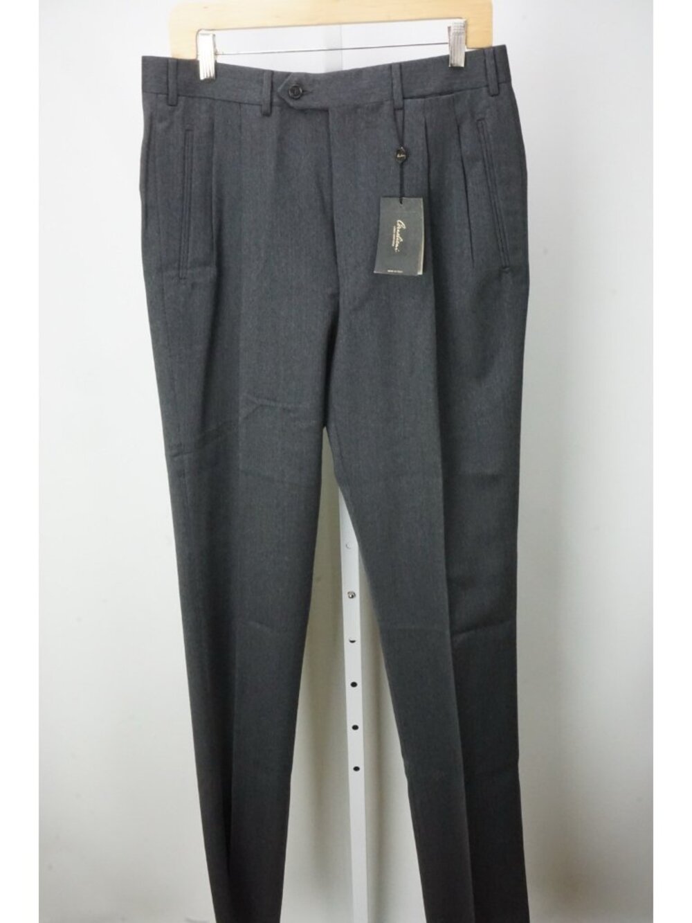 Corneliani Master Gray 100% Wool Mens Dress Pants Sz 48 EU BRAND NEW - Picture 2 of 7